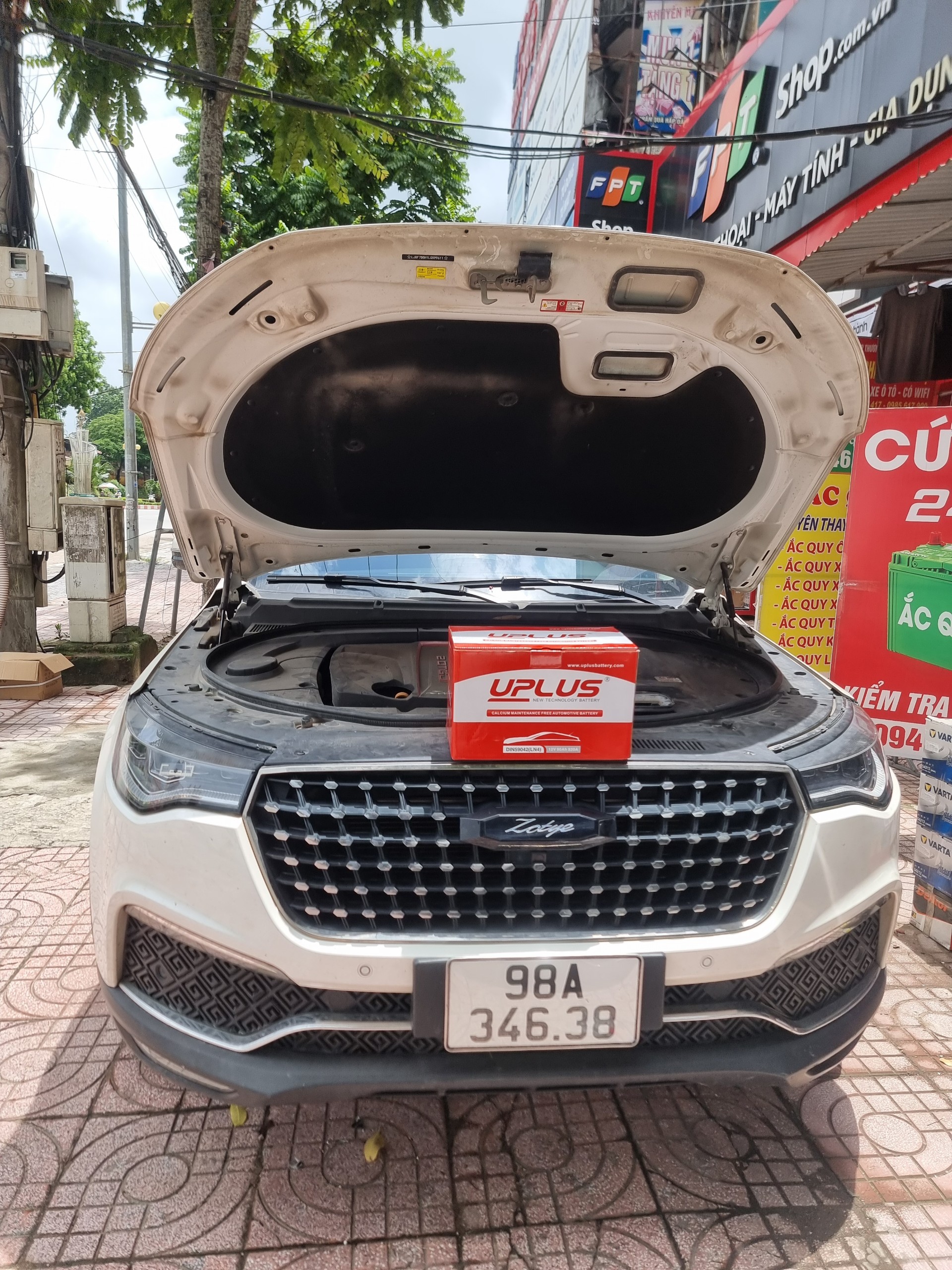 Bình cho xe Zotye được thay thế T&V Hà Nội